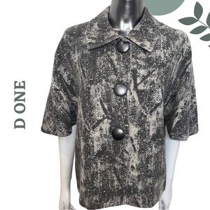 D One Stylish Gray Jacquard Buttoned Jacket 1/2 Sleeve Lined Size 4